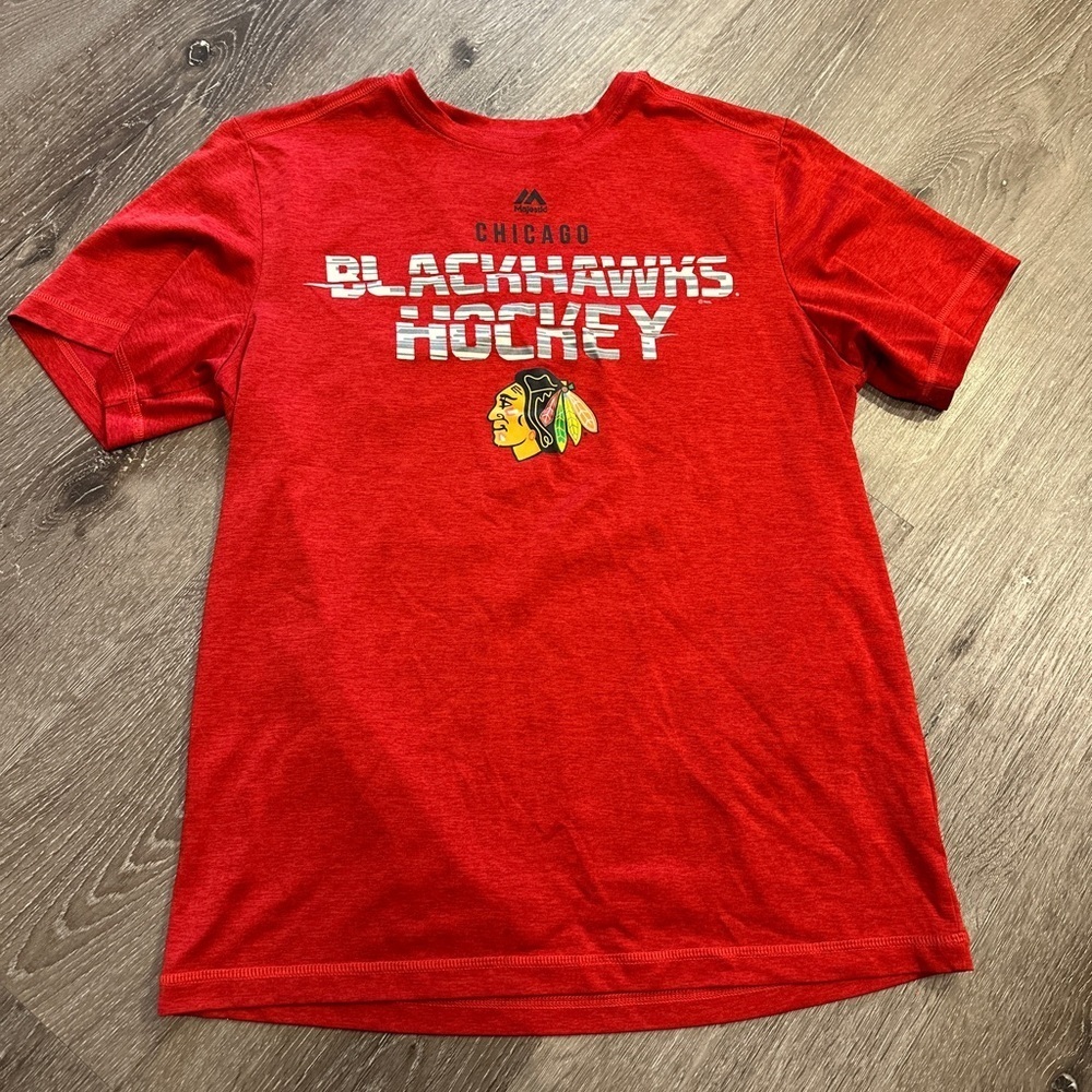 Blackhawks hockey NHL dry fit shirt